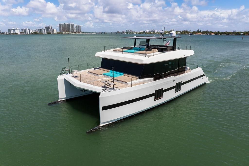 Sunreef Supreme 68 Power ISLAND MAJESTY