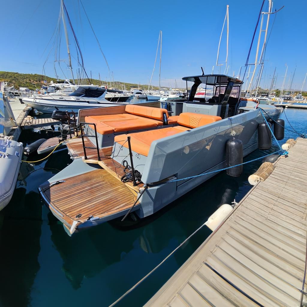 Sunreef 40 Power LUCKY 8